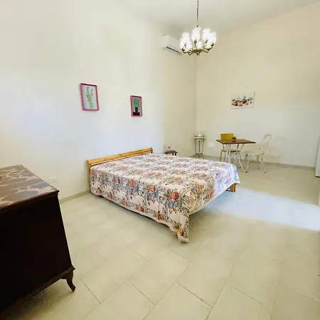 Bed and Breakfast Tenuta Tinelli Sonia Νότσι