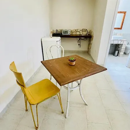 Tenuta Tinelli Sonia Bed and Breakfast
