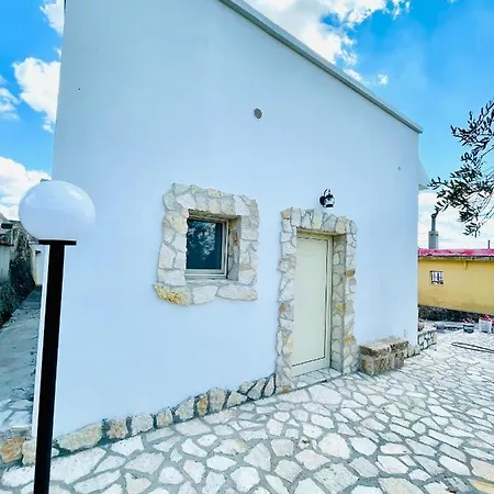 Tenuta Tinelli Sonia