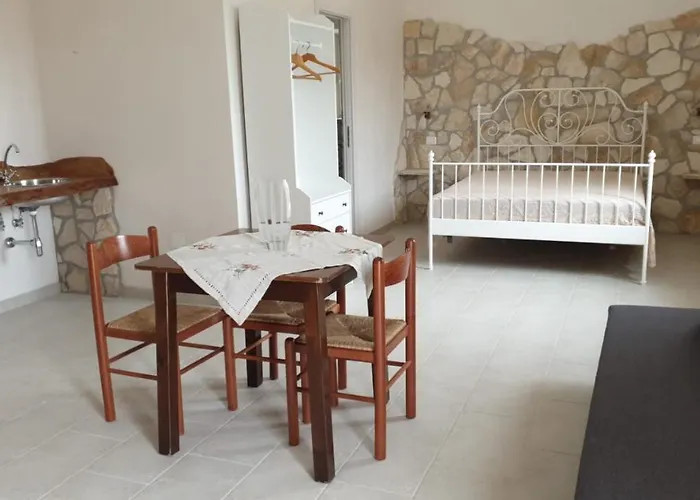 Tenuta Tinelli Sonia 3* Noci