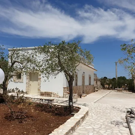 Tenuta Tinelli Sonia Frühstückspension Noci